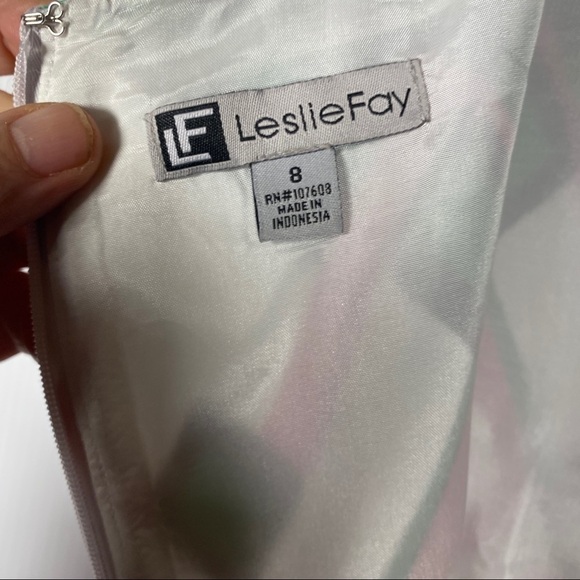 LESLIE FAY Graphic design shift Pink/green. Size 8 - Picture 3 of 7